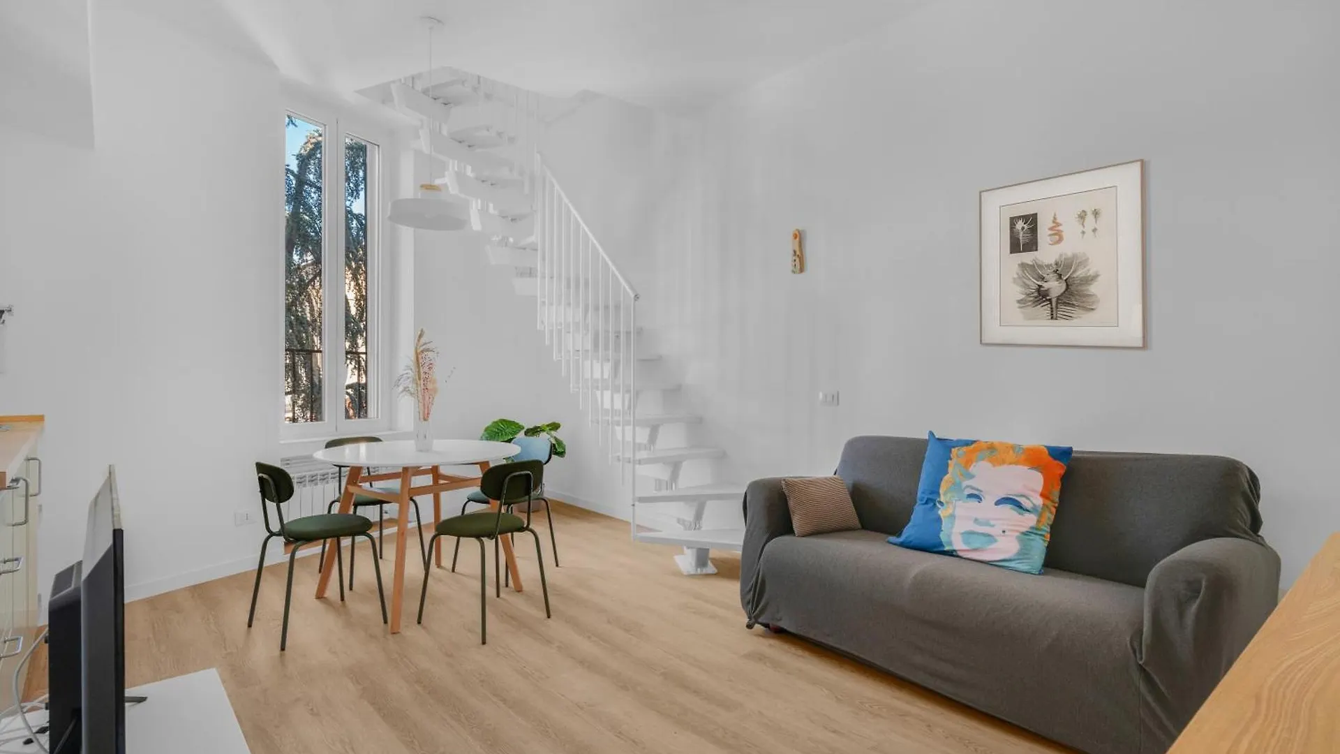 Duomo-Isola Home Design-Self Check-In Milan Italy