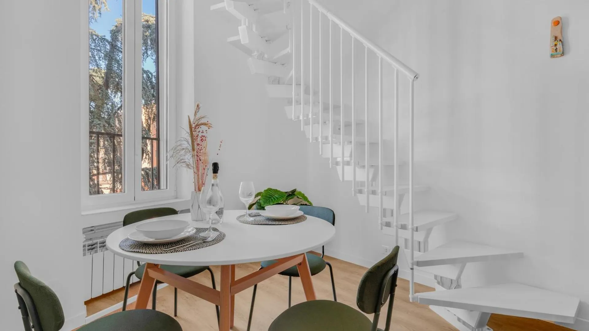 Duomo-Isola Home Design-Self Check-In Milan